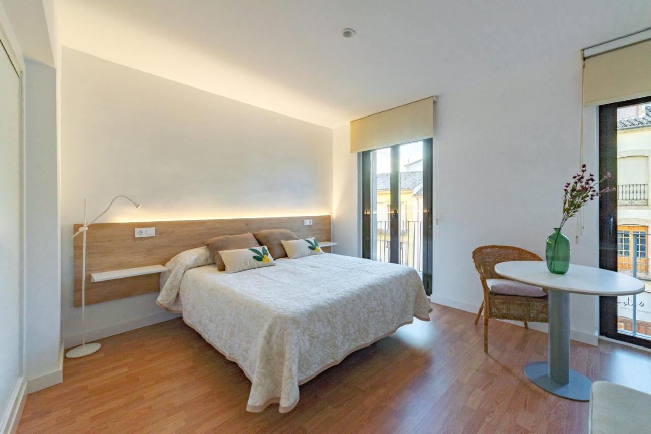 Apartamentos Turisticos Torres De Santiago 우베다 외부 사진