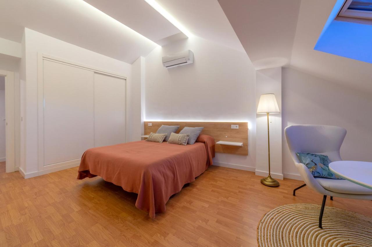 Apartamentos Turisticos Torres De Santiago 우베다 외부 사진
